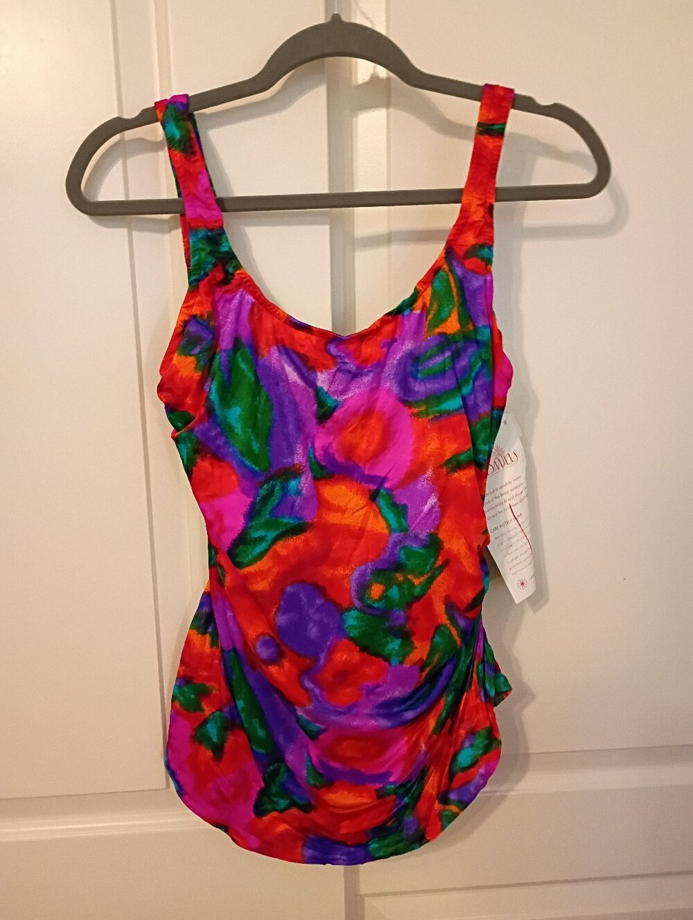 Vintage Windmills Swimwear Floral One Piece Swimsuit Size 16 Dead Stock